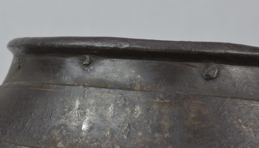 gorget details showing the uppper plate, roll, hinges and pins